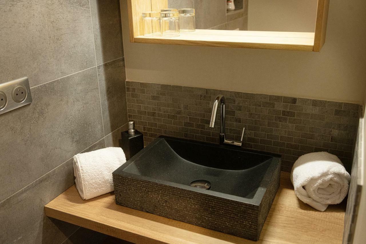 Le Jas Du Mas Hotel Saint-Antheme Ngoại thất bức ảnh